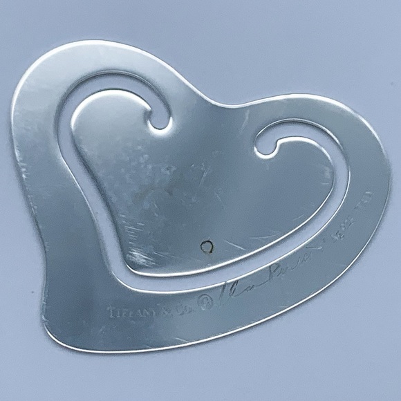 Tiffany & Co Heart Elsa Peretti Bookmark in Sterling 925 Silver - Picture 3 of 12